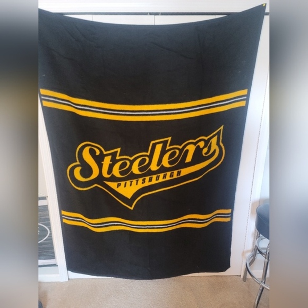 Plush Pittsburgh Steelers  blanket very large